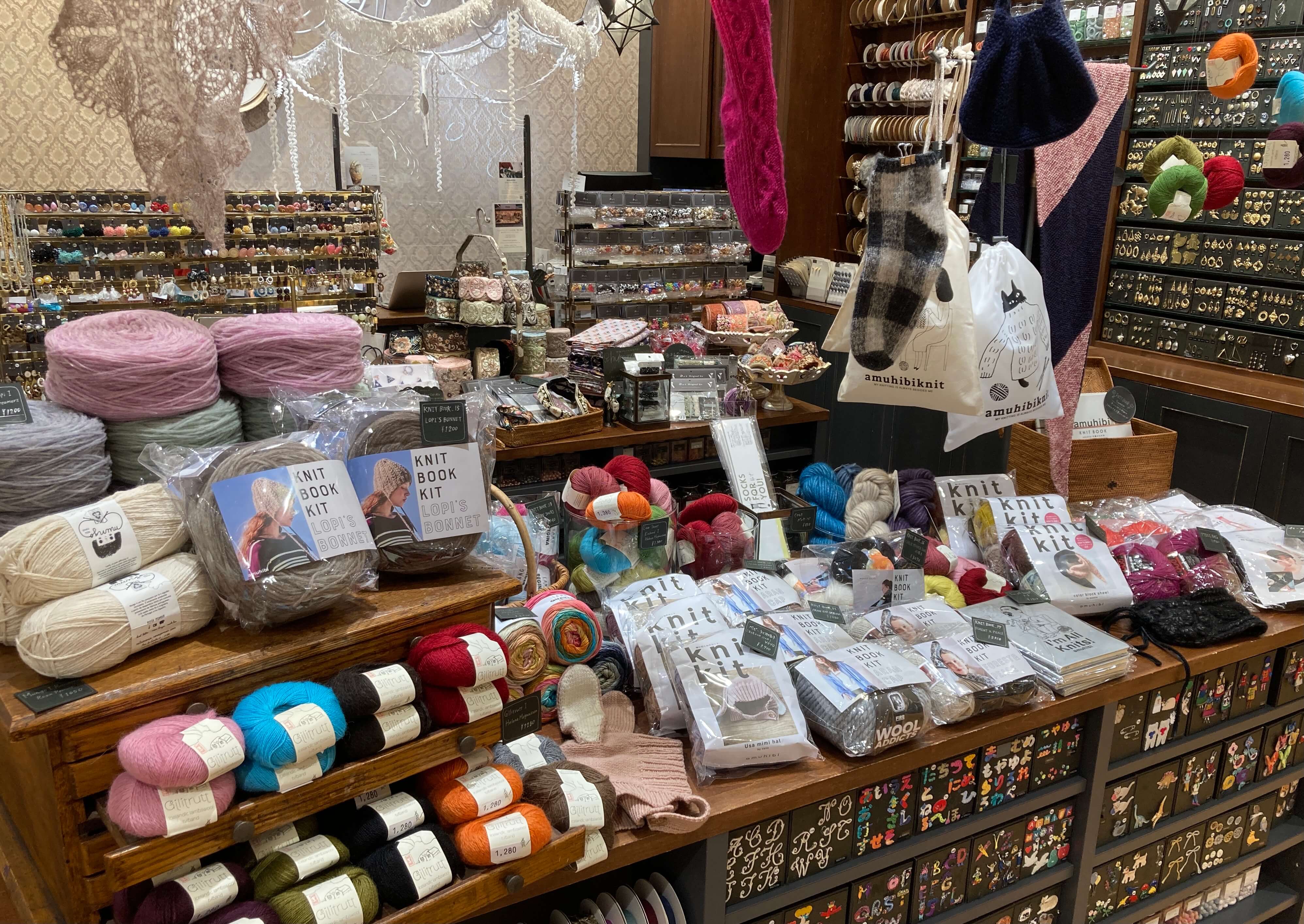 お値下げ中　eaphi TAPE EMBROIDERY MIX KNIT ☆即日発送！eaphi TAPE EMBROIDERY MIX KNIT