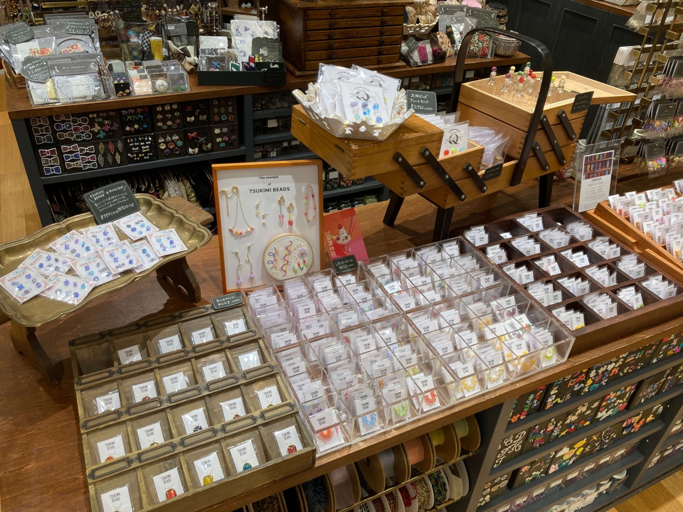 TSUKIMI BEADS pop up shop ＠Rotti Blog Dua ドゥア